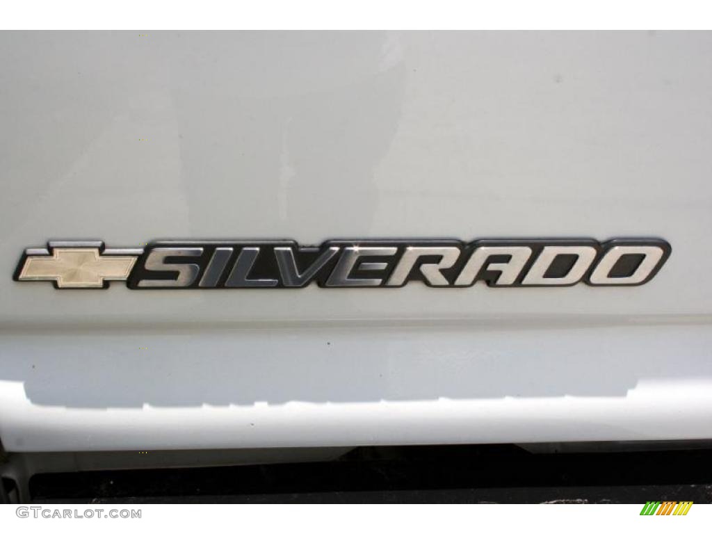 2004 Silverado 1500 Z71 Extended Cab 4x4 - Summit White / Medium Gray photo #52