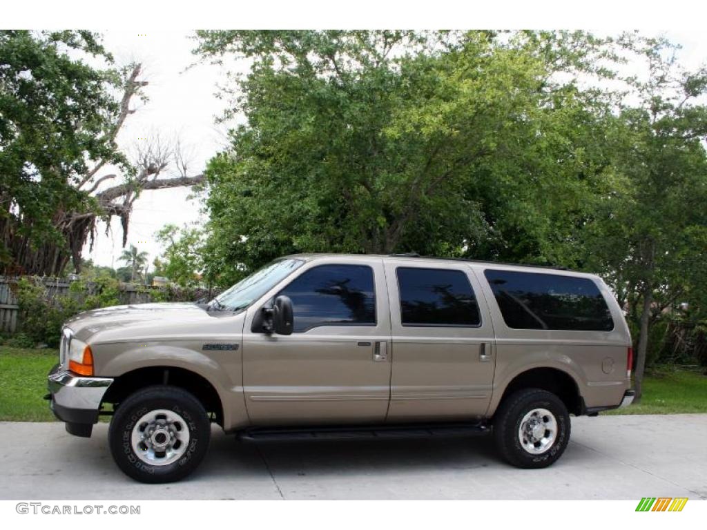 2000 Excursion XLT 4x4 - Arizona Beige Metallic / Medium Parchment photo #3