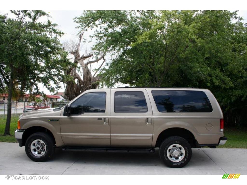 2000 Excursion XLT 4x4 - Arizona Beige Metallic / Medium Parchment photo #4