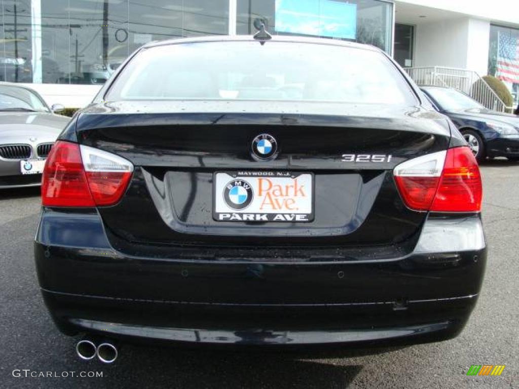 2006 3 Series 325i Sedan - Jet Black / Grey photo #7