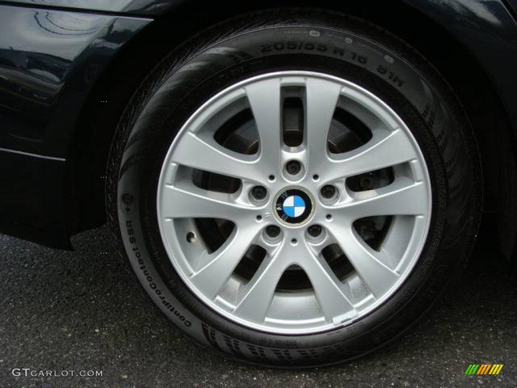 2006 3 Series 325i Sedan - Jet Black / Grey photo #23