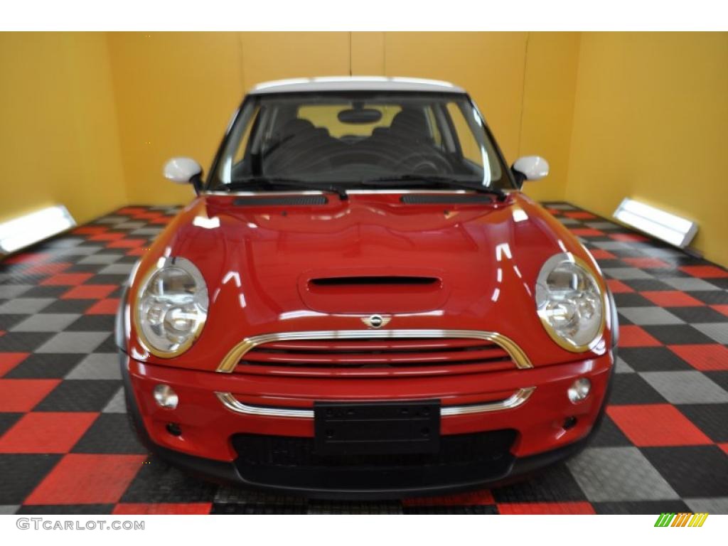 2004 Cooper S Hardtop - Chili Red / Panther Black photo #2