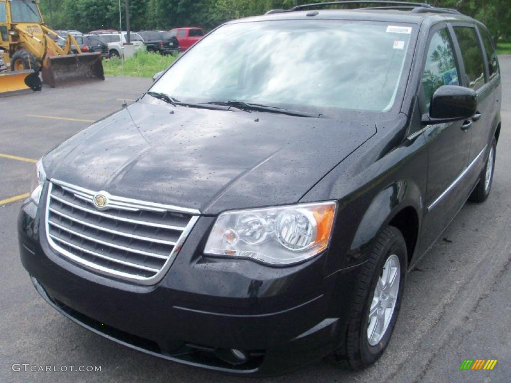 2010 Town & Country Touring - Brilliant Black Crystal Pearl / Medium Slate Gray/Light Shale photo #1