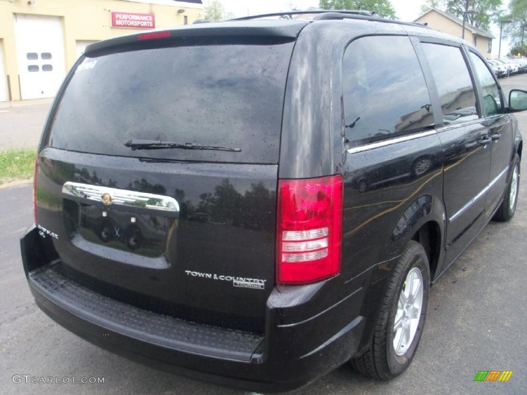2010 Town & Country Touring - Brilliant Black Crystal Pearl / Medium Slate Gray/Light Shale photo #12