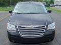 2010 Brilliant Black Crystal Pearl Chrysler Town & Country Touring  photo #14