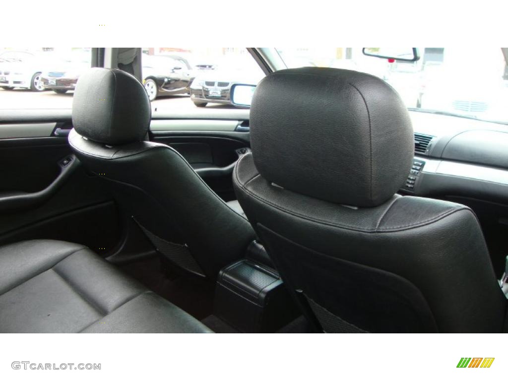 2003 3 Series 325xi Sedan - Jet Black / Black photo #9