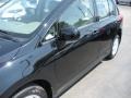 Super Black - Versa 1.8 SL Hatchback Photo No. 8