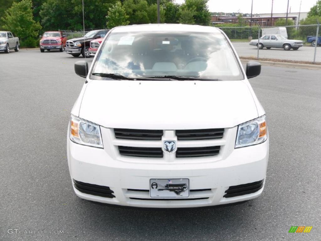 2010 Grand Caravan SE - Stone White / Medium Slate Gray/Light Shale photo #6