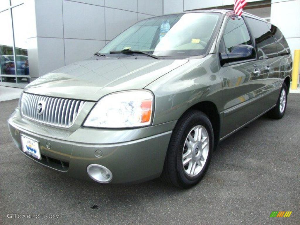 2006 Monterey Luxury - Spruce Green Metallic / Pebble/Light Parchment photo #1