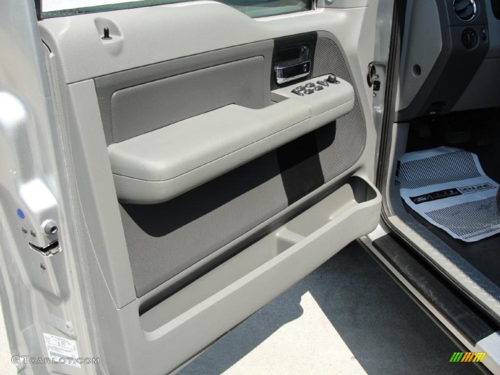 2006 F150 XLT SuperCab - Silver Metallic / Medium/Dark Flint photo #36