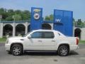 2007 White Diamond Cadillac Escalade EXT AWD  photo #2