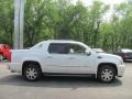 2007 White Diamond Cadillac Escalade EXT AWD  photo #12