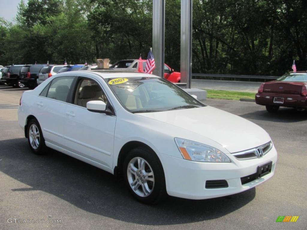2007 Accord EX Sedan - Taffeta White / Ivory photo #5