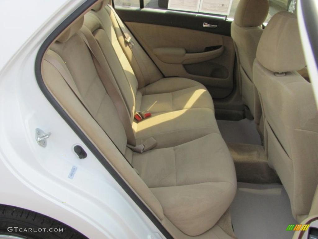 2007 Accord EX Sedan - Taffeta White / Ivory photo #14