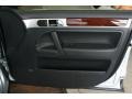 Reflex Silver Metallic - Touareg 2 V8 Photo No. 31