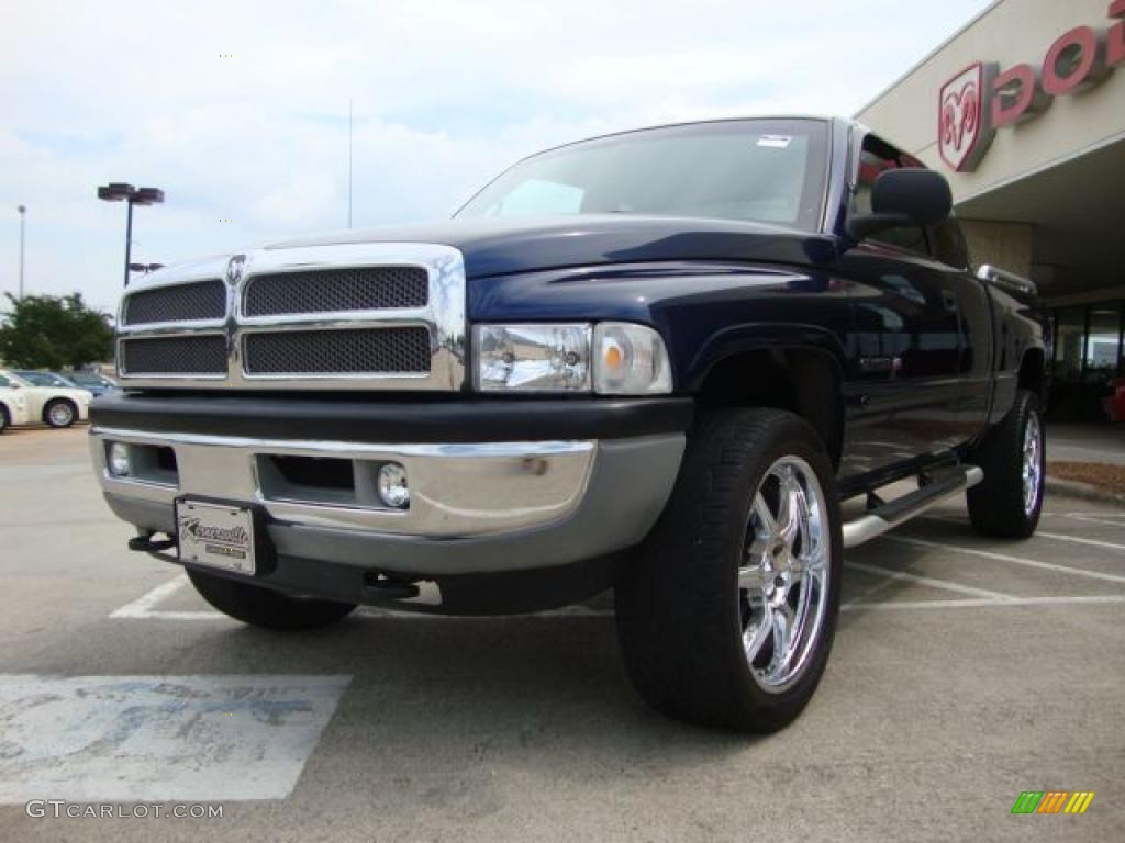 2001 Ram 1500 SLT Club Cab 4x4 - Patriot Blue Pearl / Agate photo #7