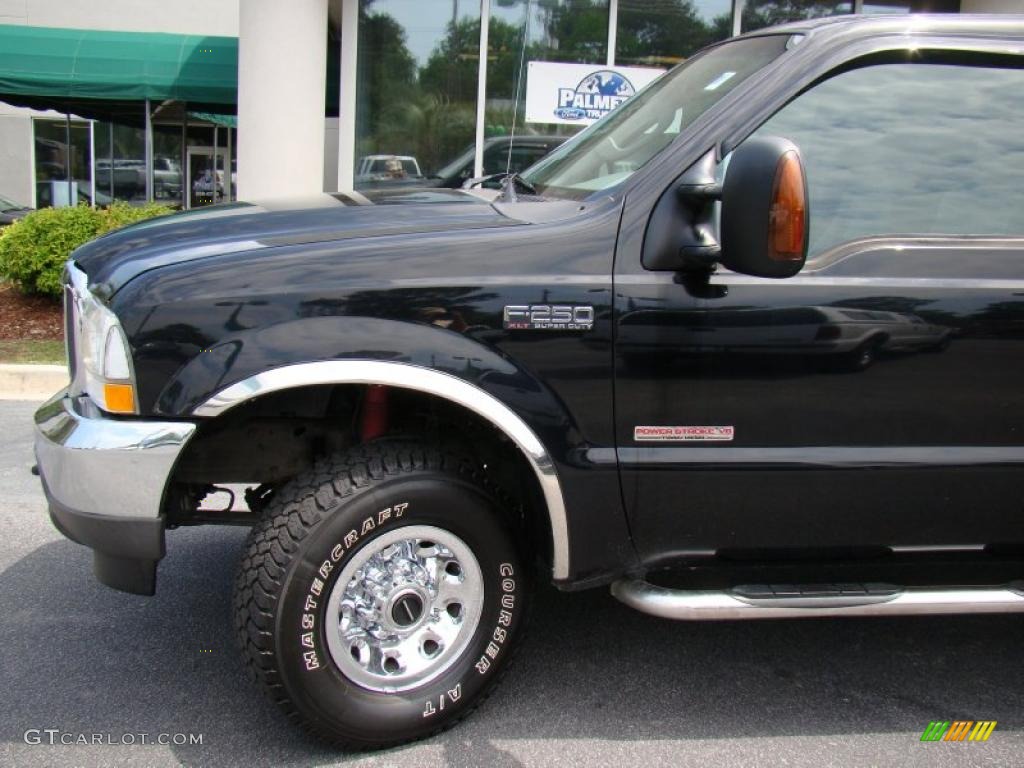 2004 F250 Super Duty FX4 SuperCab 4x4 - Black / Medium Flint photo #34