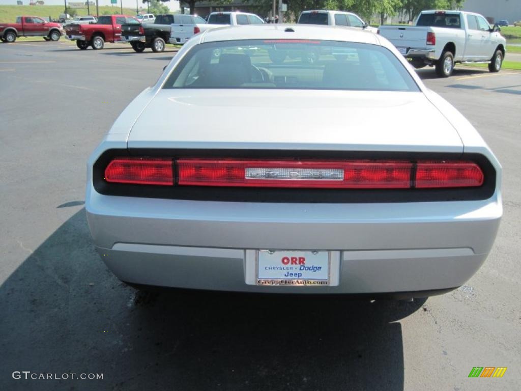 2010 Challenger SE - Bright Silver Metallic / Dark Slate Gray photo #5