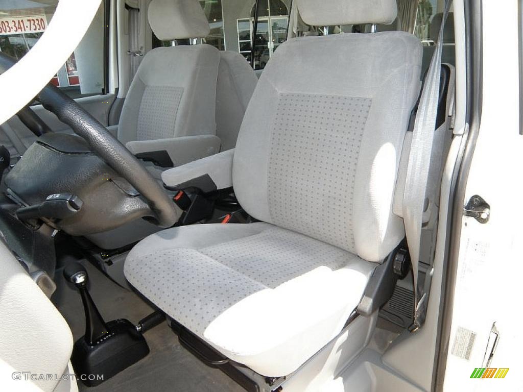 2001 EuroVan MV - Arctic White / Grey photo #7