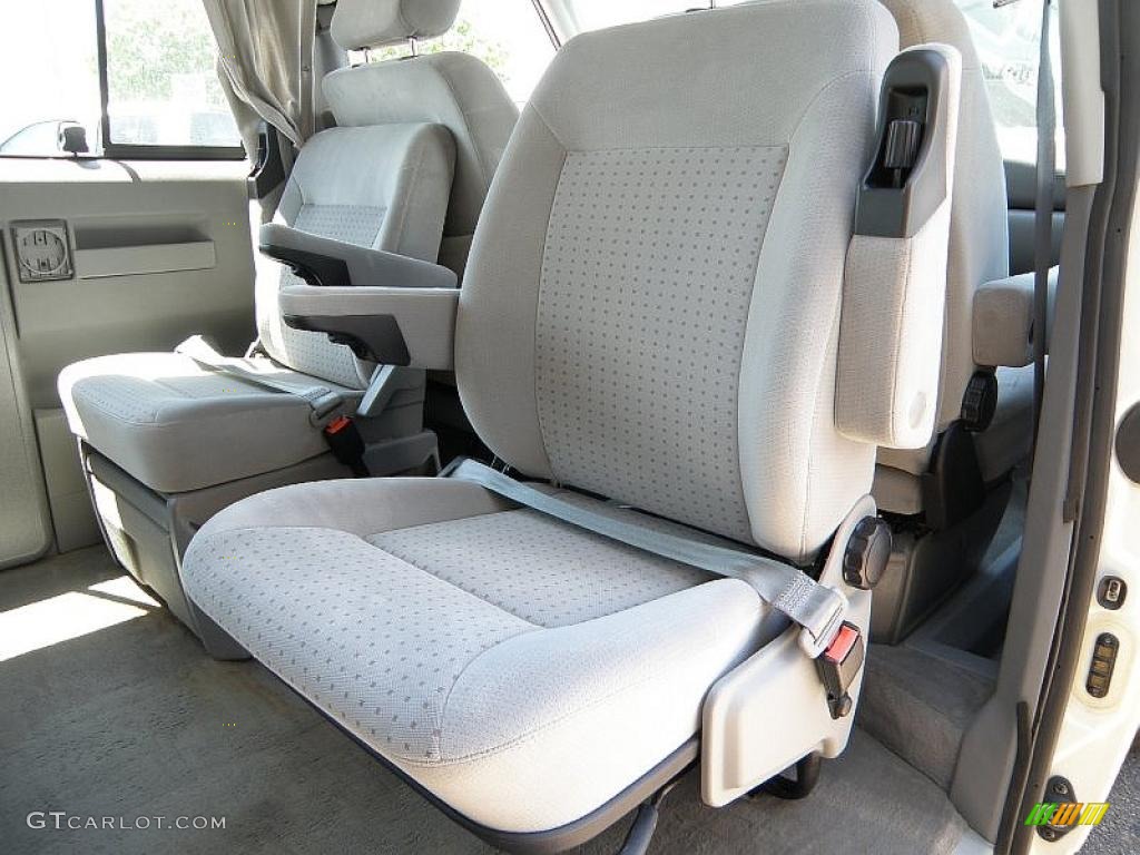 2001 EuroVan MV - Arctic White / Grey photo #9