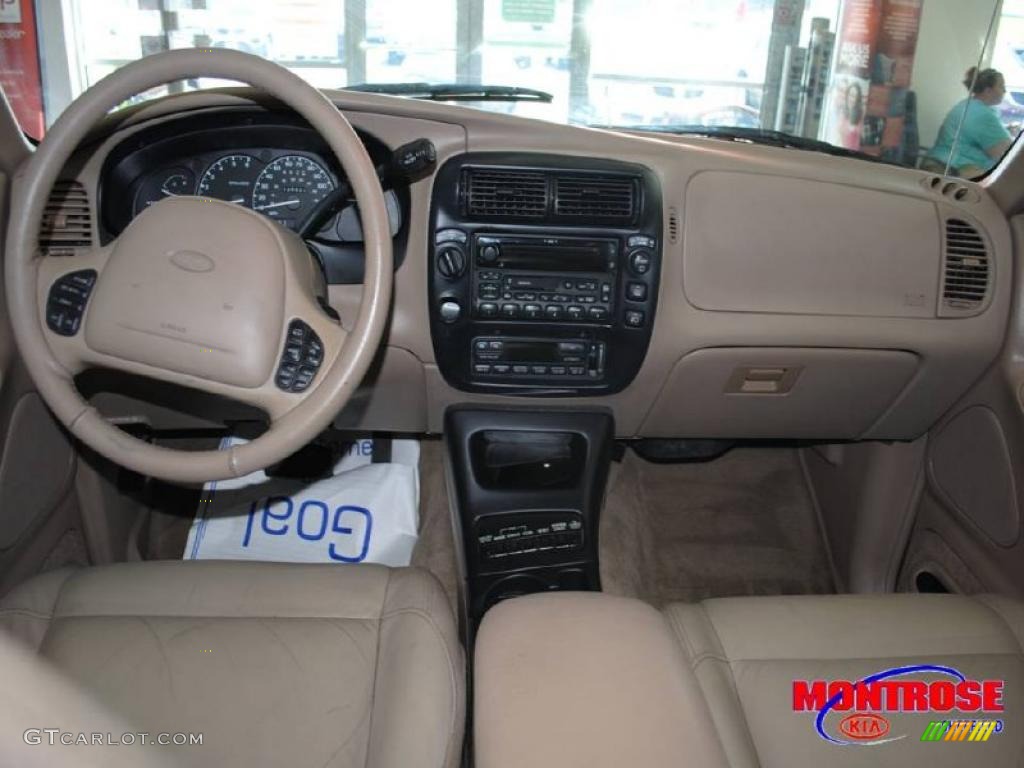 2000 Explorer Eddie Bauer 4x4 - Spruce Green Metallic / Medium Prairie Tan photo #11