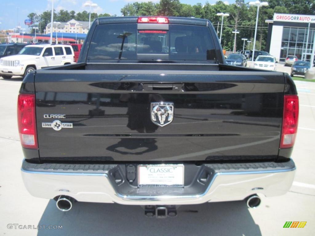 2010 Ram 1500 Lone Star Crew Cab - Brilliant Black Crystal Pearl / Dark Slate/Medium Graystone photo #6