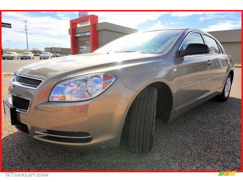 Sandstone Metallic Chevrolet Malibu