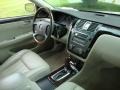 2007 Light Platinum Cadillac DTS Luxury II  photo #19