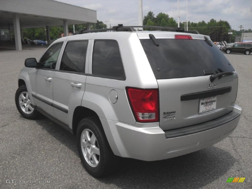 2008 Grand Cherokee Laredo - Bright Silver Metallic / Dark Slate Gray photo #2