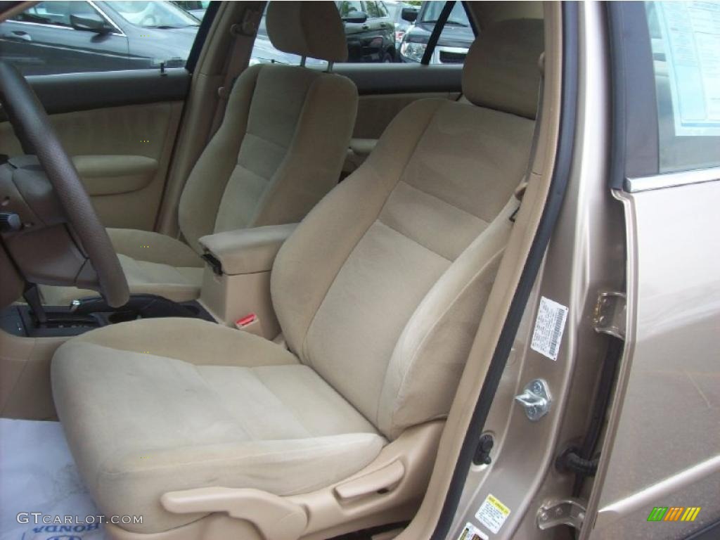 2006 Accord LX Sedan - Desert Mist Metallic / Ivory photo #6