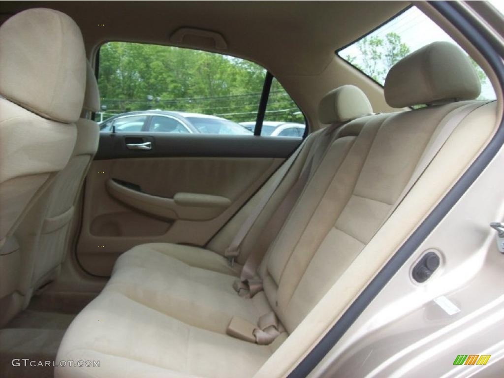 2006 Accord LX Sedan - Desert Mist Metallic / Ivory photo #13