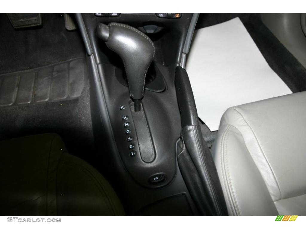 2001 Alero GLS Coupe - Onyx Black / Pewter photo #14