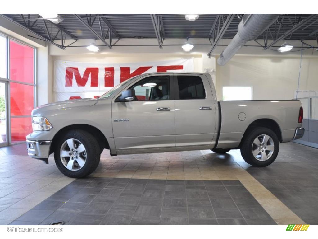 2010 Ram 1500 Big Horn Quad Cab - Light Graystone Pearl / Dark Slate/Medium Graystone photo #1