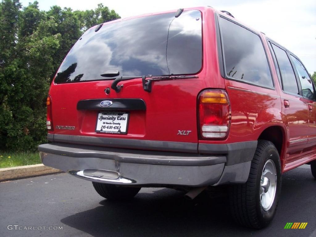 1999 Explorer XLT 4x4 - Bright Red Clearcoat / Dark Graphite photo #11
