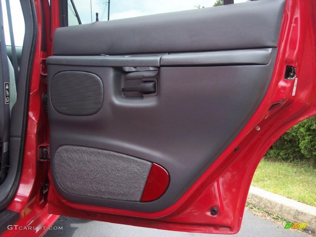 1999 Explorer XLT 4x4 - Bright Red Clearcoat / Dark Graphite photo #30