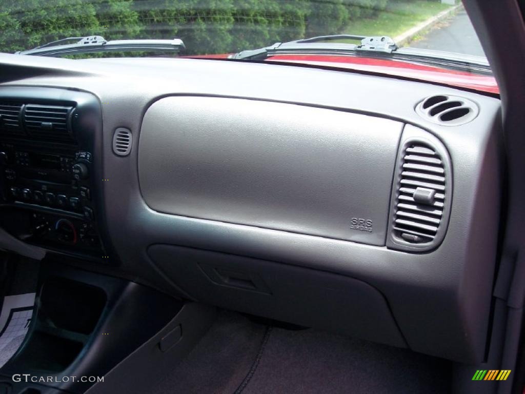 1999 Explorer XLT 4x4 - Bright Red Clearcoat / Dark Graphite photo #36