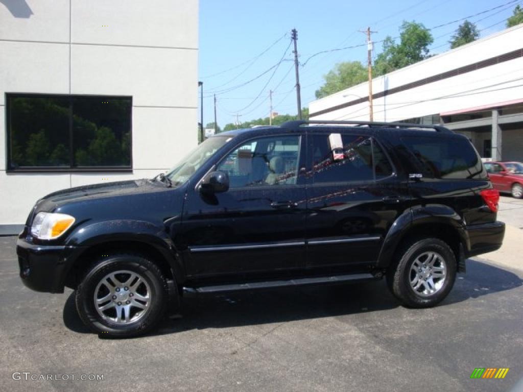 2007 Sequoia SR5 4WD - Black / Light Charcoal photo #1