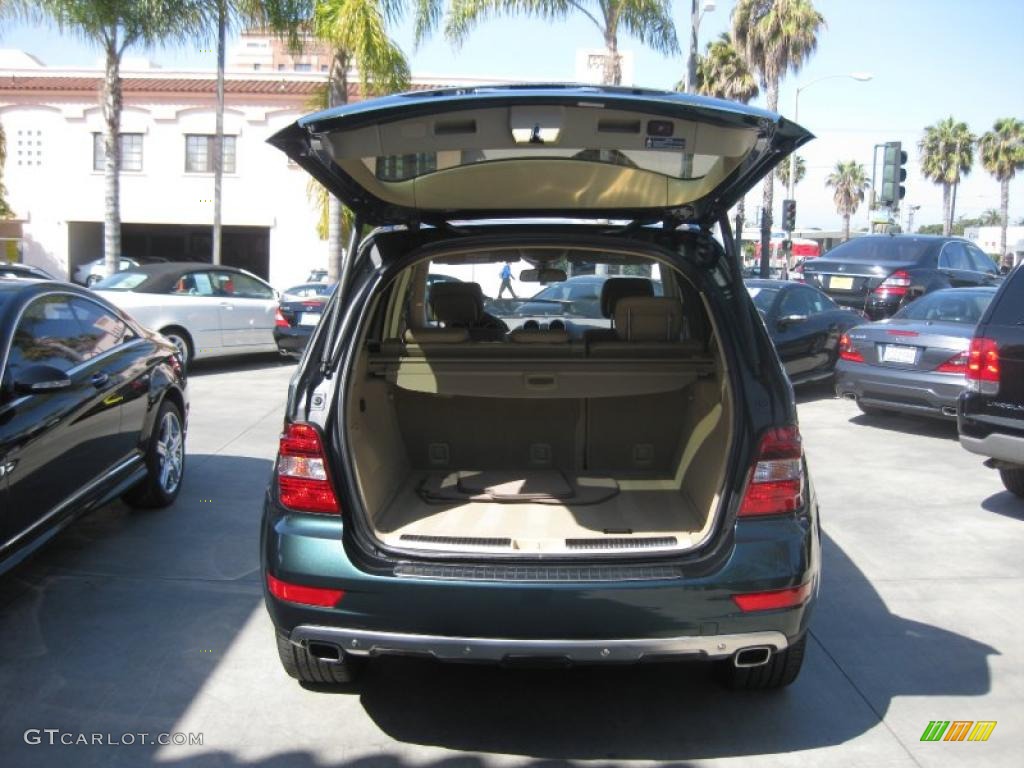 2009 ML 320 BlueTec 4Matic - Jade Green Metallic / Cashmere photo #6
