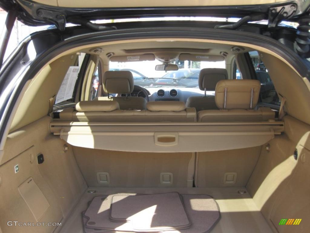 2009 ML 320 BlueTec 4Matic - Jade Green Metallic / Cashmere photo #8