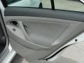 Super White - Camry LE Photo No. 26