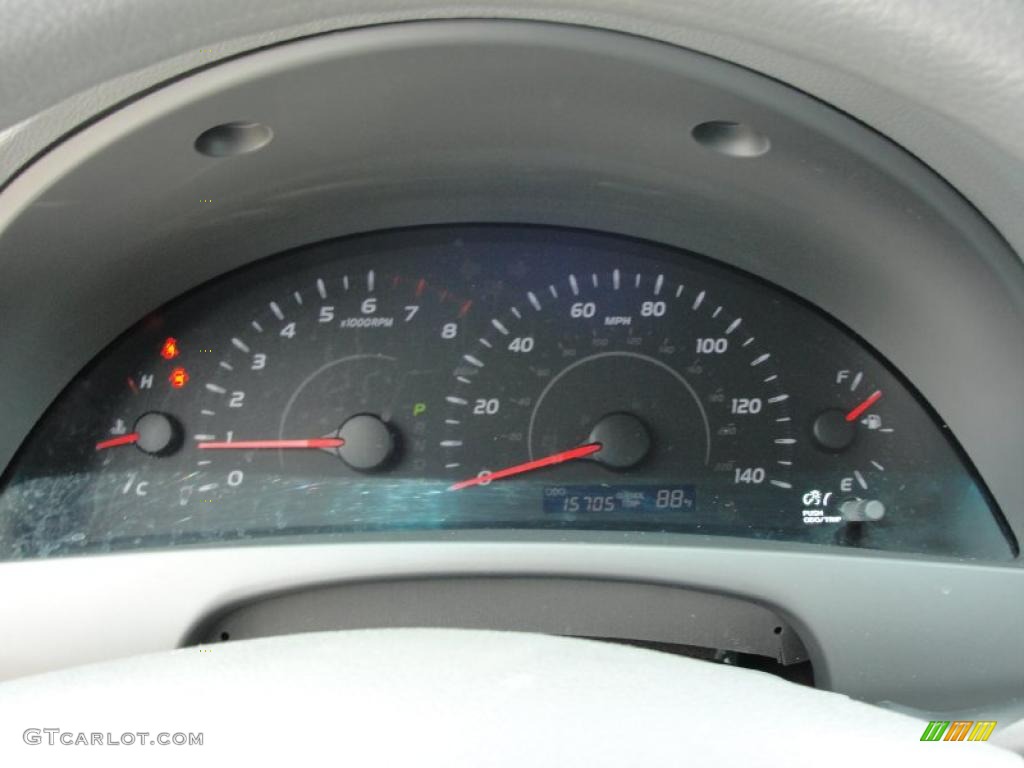 2010 Camry LE - Super White / Ash Gray photo #40