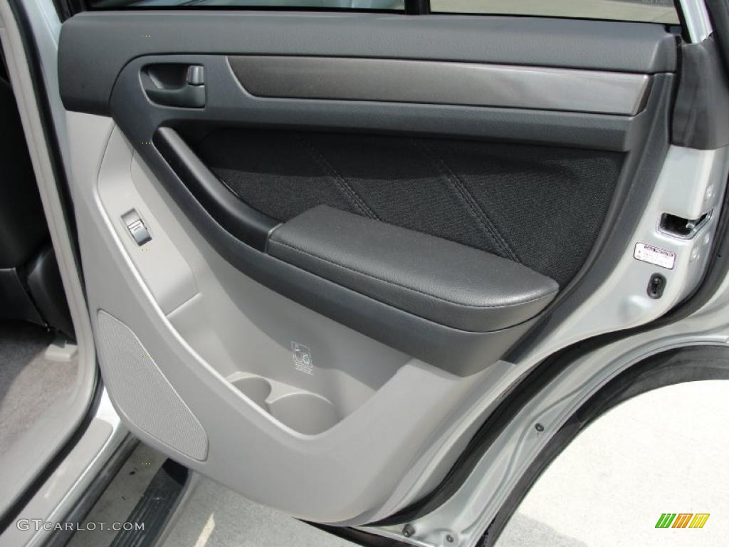 2006 4Runner Sport Edition - Titanium Metallic / Dark Charcoal photo #28