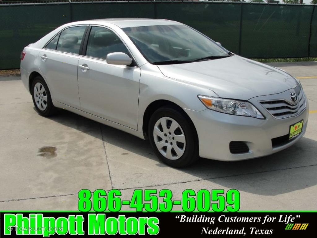 2010 Camry LE - Classic Silver Metallic / Ash Gray photo #1