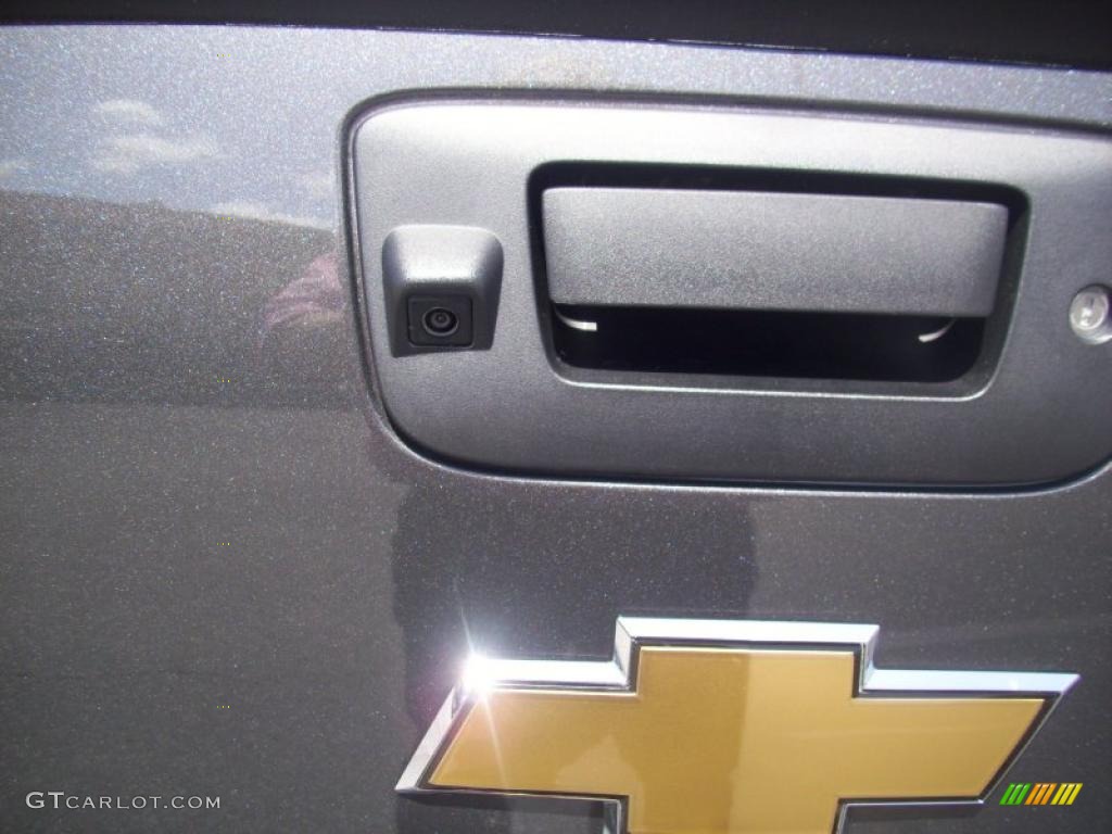 2010 Silverado 1500 LTZ Crew Cab 4x4 - Taupe Gray Metallic / Light Titanium/Dark Titanium photo #2