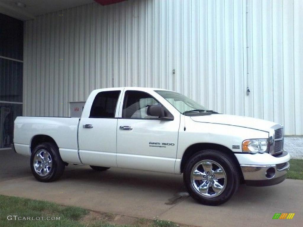 2005 Ram 1500 SLT Quad Cab - Bright White / Dark Slate Gray photo #17