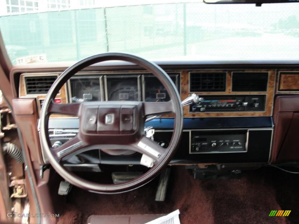 1985 Lincoln Town Car Standard Town Car Model Dashboard Photos