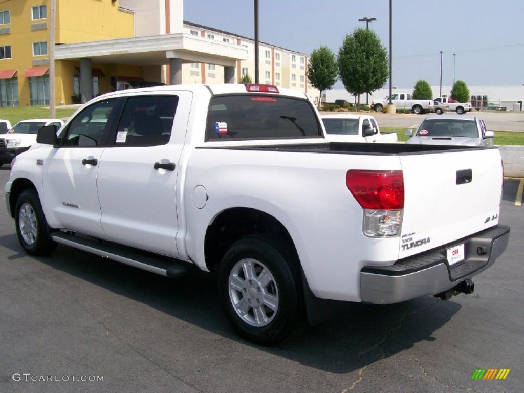 2010 Tundra CrewMax 4x4 - Super White / Sand Beige photo #3