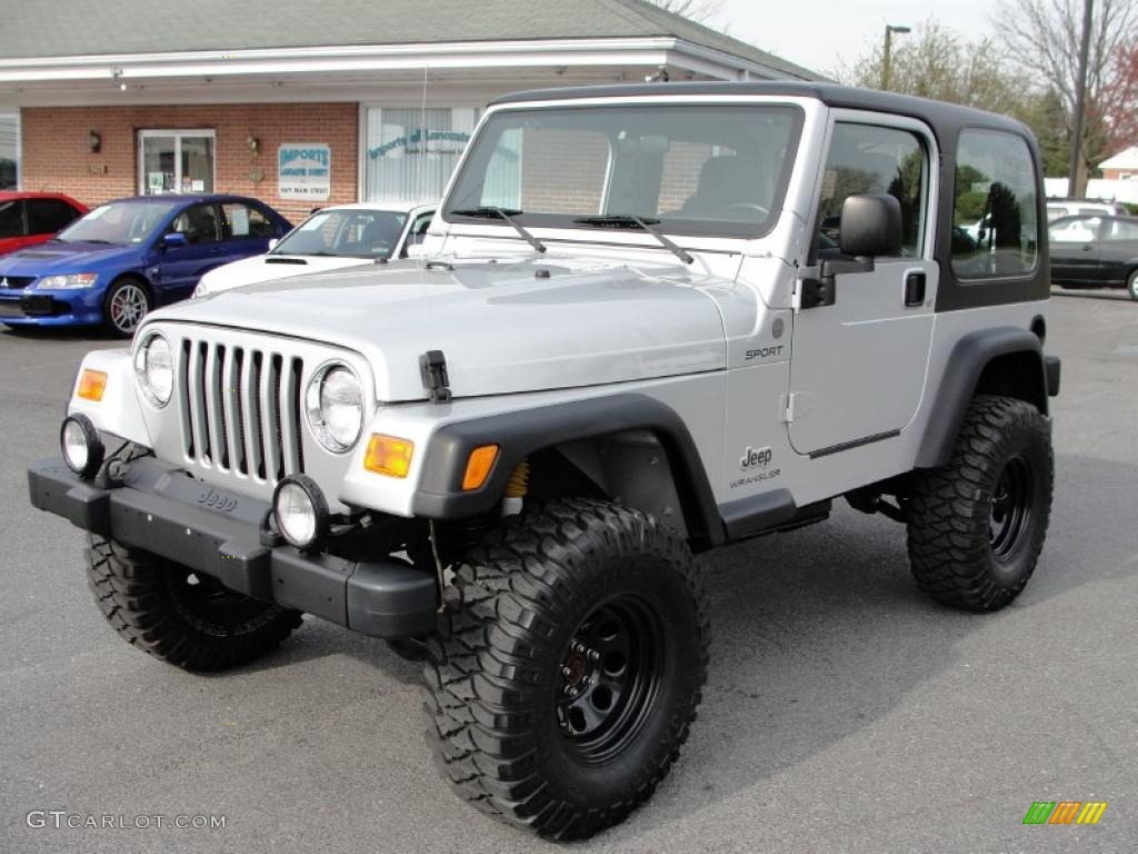 2004 Wrangler Sport 4x4 - Bright Silver Metallic / Dark Slate Gray photo #3