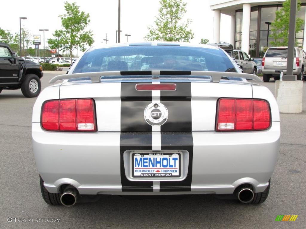 2008 Mustang GT Premium Coupe - Brilliant Silver Metallic / Dark Charcoal photo #16