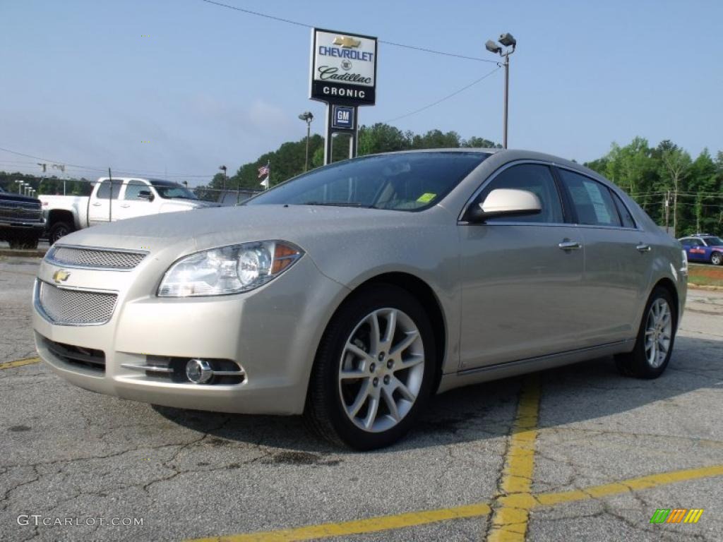 2009 Malibu LTZ Sedan - Gold Mist Metallic / Titanium photo #1
